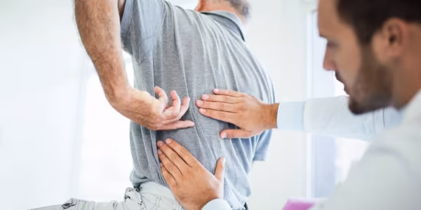 Rückenschmerzen: Emotionale Reaktionen und Behandlungsmöglichkeiten